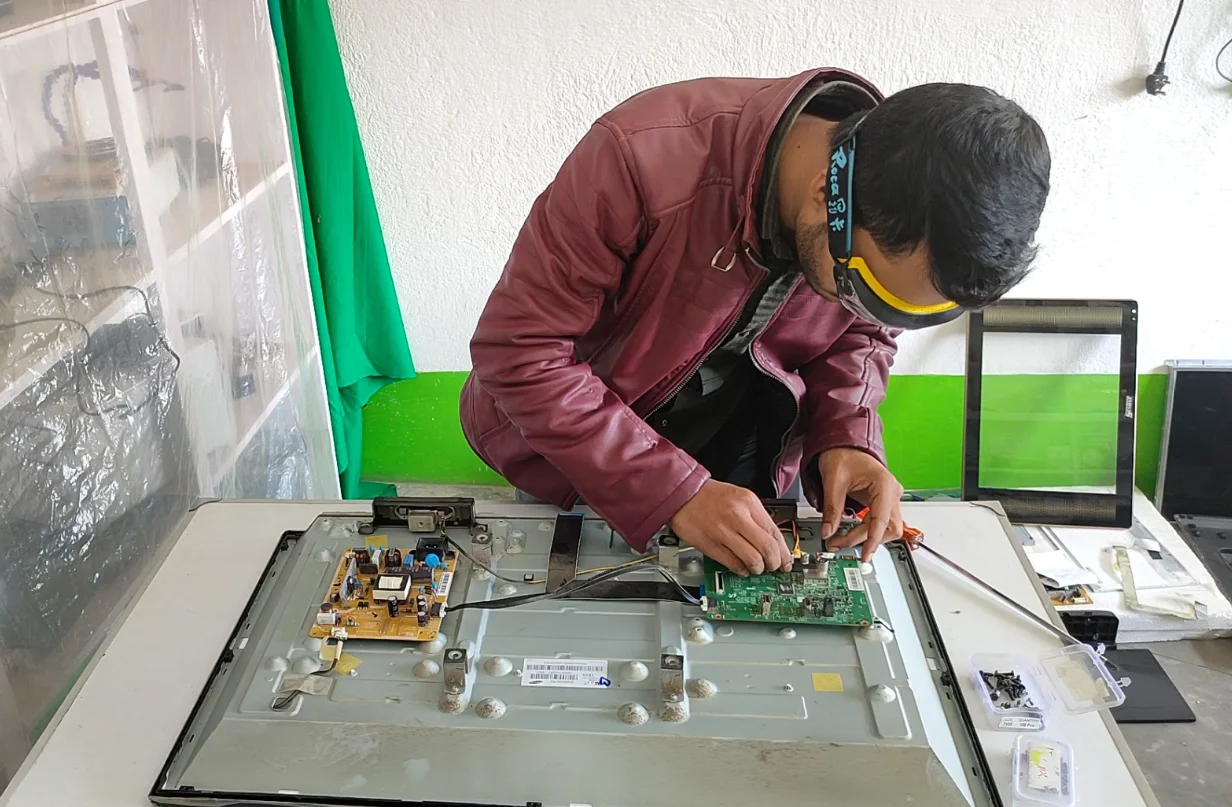 Experienced Technicians
